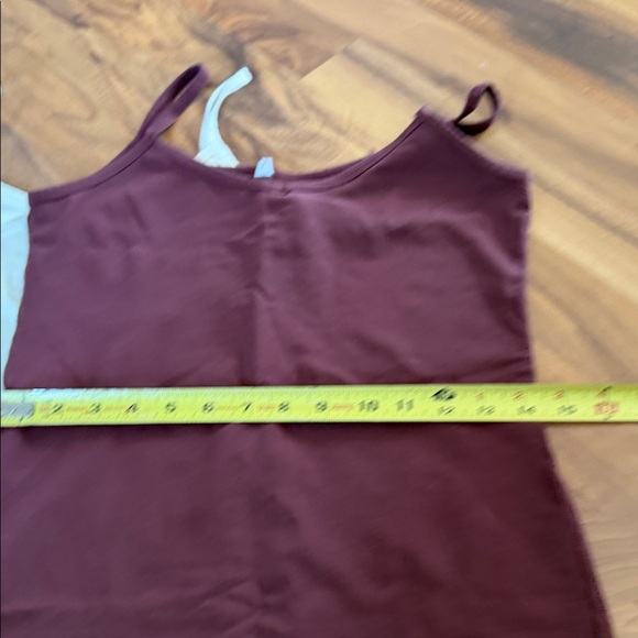 Women's Assorted Color Tank Tops Set - Picture 4 of 12